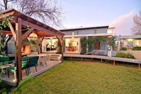 B&B on Buckingham Guest House
